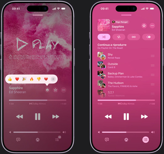Due iPhone affiancati: quello a sinistra mostra il brano “Sapphire” di Ed Sheeran in riproduzione e il riquadro con le emoji suggerite, cioè pollice verso l’alto, cuore, festa, pollice verso il basso e la possibilità di aggiungere un’altra reazione; l’iPhone a destra mostra una playlist collaborativa chiamata Playlist On The Road con diverse canzoni aggiunte da altre persone