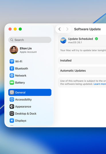 Mac screen shows a scheduled software update within System Settings