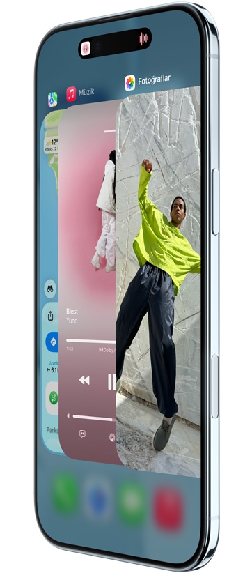 iPhone Air’in önden ve yandan dış görünümü, Harita, Music ve Apple TV+ uygulamalarıyla Uygulama Değiştirici özelliğinin kullanımını gösteriyor