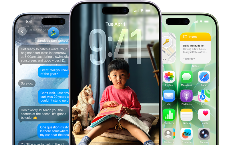 Пристрої iPhone 17, вигляд спереду, кольори: «синя мла», лавандовий, шавлієвий зелений, функції iOS — тло з повідомленнями, Liquid Glass, що відображає замкнений екран і початковий екран із різними додатками