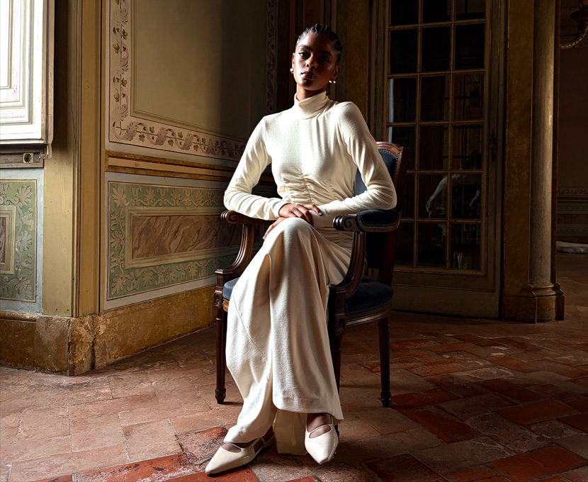 Photo d’une personne prise avec le mode Luminosité faible de la caméra